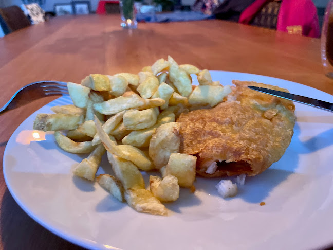 Reviews of Happy Fish Bar in Woking - Restaurant