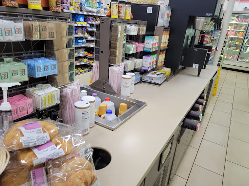 Convenience Store «7-Eleven», reviews and photos, 8813 4th Ave, Brooklyn, NY 11209, USA