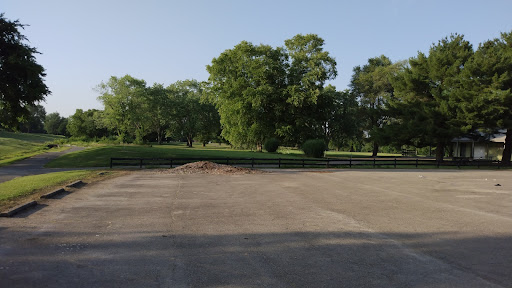 Golf Course «Sun Valley Golf Course», reviews and photos, 6505 Bethany Ln, Louisville, KY 40272, USA