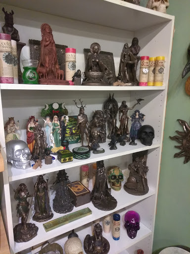 Gift Shop «Crescent Moon Gifts», reviews and photos, 2502 6th Ave, Tacoma, WA 98406, USA