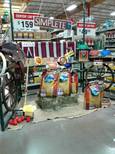 Department Store «Coastal Farm & Ranch», reviews and photos, 1550 Mt Hood Ave, Woodburn, OR 97071, USA