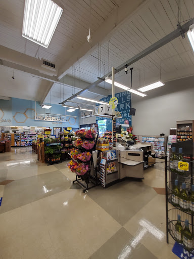 Grocery Store «Quality Food Center», reviews and photos, 2636 Bellevue Way NE, Bellevue, WA 98004, USA
