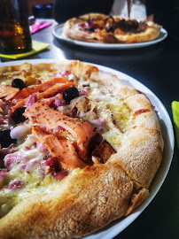 Plats et boissons du Pizzeria Pizza Gadiamb à Saint-Pierre - n°2