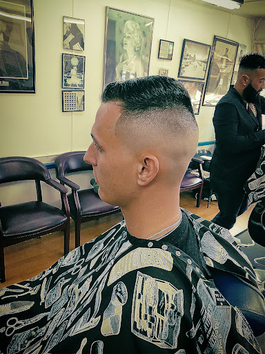 Barber Shop «Las Olas Barber Shop», reviews and photos, 1400 E Las Olas Blvd, Fort Lauderdale, FL 33301, USA