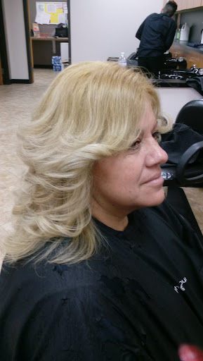 Hair Salon «Fantastic Sams Cut & Color», reviews and photos, 14414 US-87, La Vernia, TX 78121, USA
