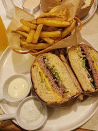 Club sandwich du Restaurant de hamburgers Le Bon Jeune à Lille - n°15
