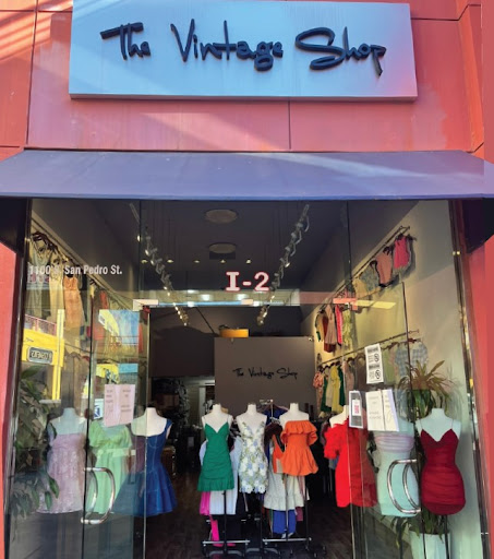 Vintage Shop Find Clothing store in Houston Near Location