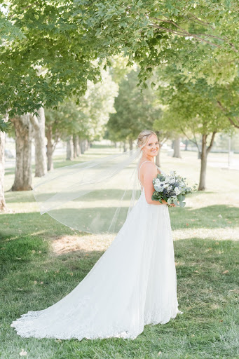 Bridal Shop «EmilyHart Bridal», reviews and photos, 12450 Blue Valley Pkwy, Overland Park, KS 66213, USA