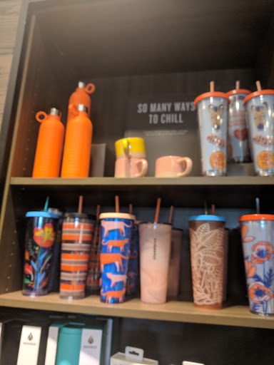 Shopping Mall «The Gallery at Westbury Plaza», reviews and photos, 900 Old Country Rd, Garden City, NY 11530, USA