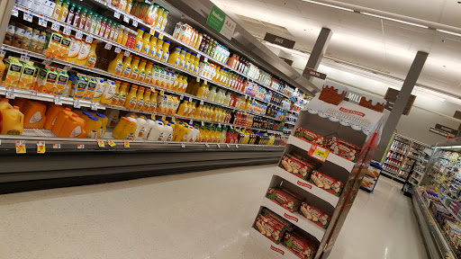 Supermarket «Giant», reviews and photos, 1230 W Broad St, Falls Church, VA 22046, USA