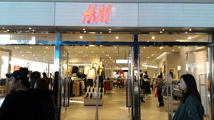 H&M Hsinchu Big City Store