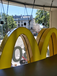Photo n°72 de McDonald's Faubourg du Temple à Paris ()