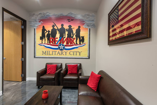 Real Estate Agency «RE/MAX Military City - Levi Rodgers Real Estate Group», reviews and photos, 3522 Paesanos Pkwy #302, San Antonio, TX 78231, USA