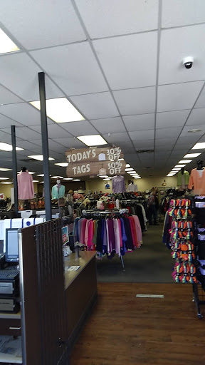 Thrift Store «Discover Goodwill West Retail Center», reviews and photos, 2304 W Colorado Ave, Colorado Springs, CO 80904, USA