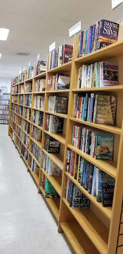 Thrift Store «Neighborhood Thrift Store Distribution Center», reviews and photos, 353 E Olive Ave, Fresno, CA 93728, USA