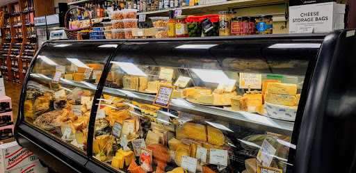 Liquor Store «Crown Wine & Spirits», reviews and photos, 3363 Sheridan St, Hollywood, FL 33020, USA