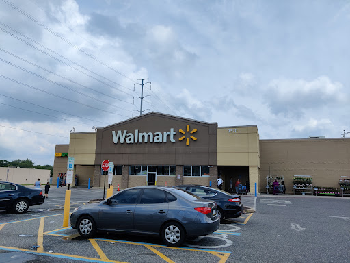 Discount Store «Walmart», reviews and photos, 1570 Chester Pike, Eddystone, PA 19022, USA