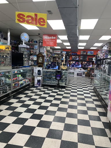 Electronics Store «MTV Super Sound Electronics», reviews and photos, 747 Manhattan Ave # A, Brooklyn, NY 11222, USA