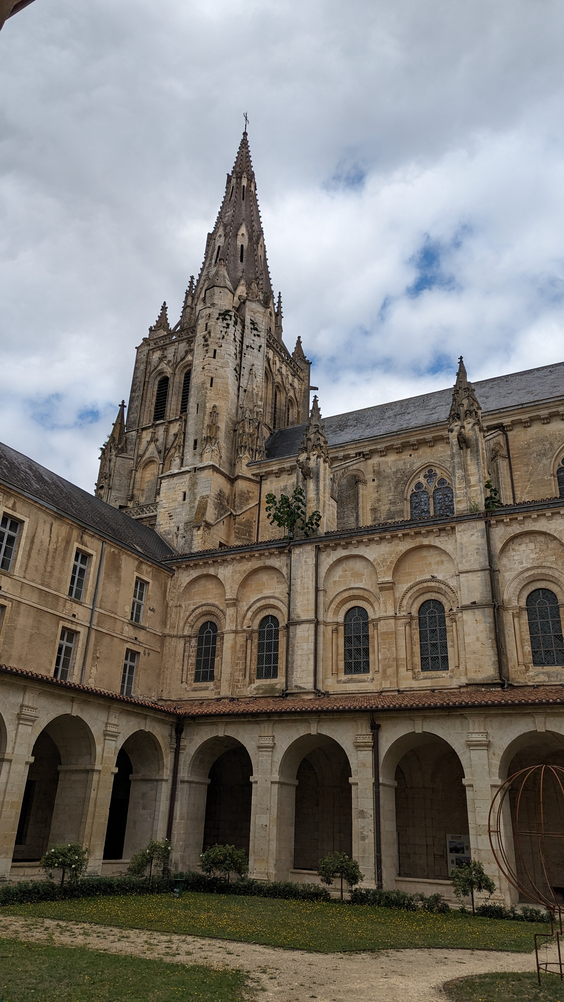 Photo n° 9 de l'avis de jh.o fait le 30/08/2023 à 15:42