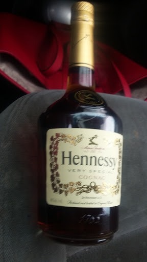 Liquor Store «River Cut Rate Liquor», reviews and photos, 327 Cadiz St, Dallas, TX 75207, USA