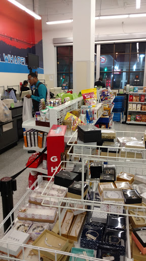 Clothing Store «Ross Dress for Less», reviews and photos, 2550 Taylor St, San Francisco, CA 94133, USA