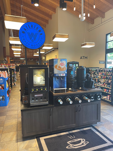 Liquor Store «Snoqualmie Tobacco & Liquor Company», reviews and photos, 37500 SE North Bend Way, Snoqualmie, WA 98065, USA