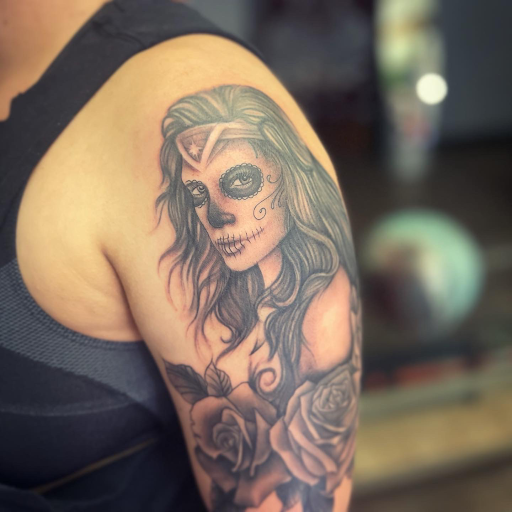 Tattoo Shop «Mountainside Tattoo & Piercing VT», reviews and photos, 55 Square, Bellows Falls, VT 05101, USA