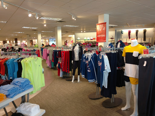 Lingerie Store «Hanesbrands Outlet Store», reviews and photos, 383 Lower Mall Dr, Winston-Salem, NC 27103, USA