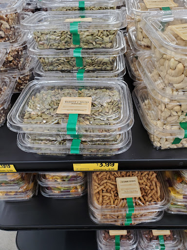 Grocery Store «Grocery Outlet Bargain Market», reviews and photos, 845 Harbor Blvd, West Sacramento, CA 95691, USA