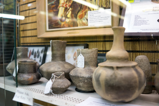 Antique Store «Downtown Antiques Mall», reviews and photos, 1 Court Square, West Plains, MO 65775, USA