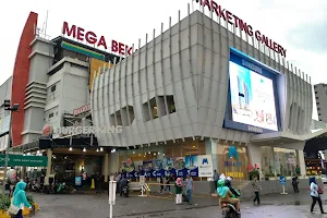 Mega Bekasi Hypermall image