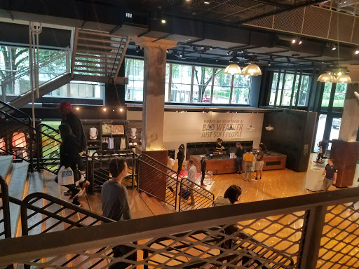 Clothing Store «Nike Portland», reviews and photos, 638 SW 5th Ave, Portland, OR 97201, USA