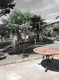 Atmosphère du Restaurant français Le Little Restaurant Lounge à Peipin - n°2