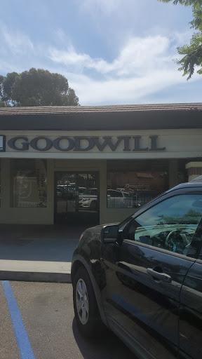 Thrift Store «Goodwill Store», reviews and photos, 23740 El Toro Rd e, Lake Forest, CA 92630, USA