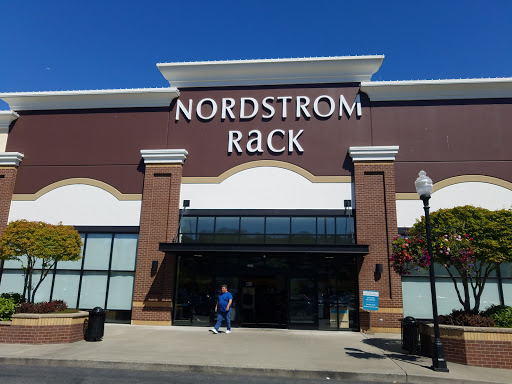 Department Store «Nordstrom Rack», reviews and photos, 17200 Southcenter Pkwy, Tukwila, WA 98188, USA