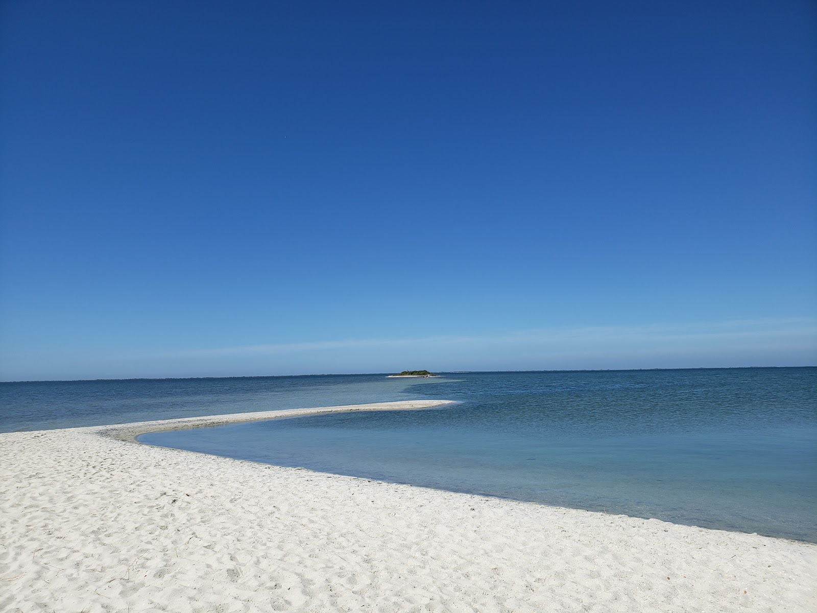 Fotografie cu Praia da Salina cu nivelul de curățenie înalt