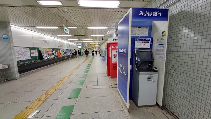 みずほ銀行ATM(大江戸線上野御徒町駅改札前)