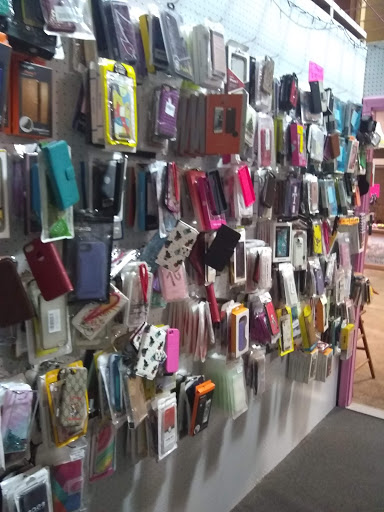 Flea Market «Cumberland Parkway Flea Market», reviews and photos, 305 Cumberland Gap Pkwy, Corbin, KY 40701, USA