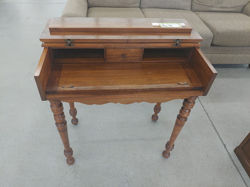 Thrift Store «Knoxville Habitat For Humanity ReStore», reviews and photos