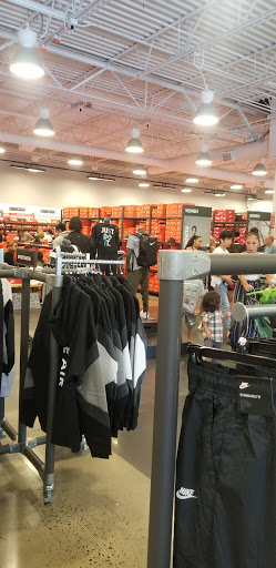 Sporting Goods Store «Nike Factory Store», reviews and photos, 1000 PA-611 #120, Tannersville, PA 18372, USA
