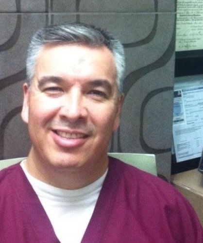 Dr. Julio César Ley Quiñónez, Dentista - Odontólogo