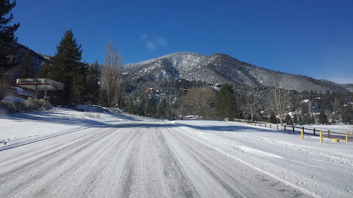 Grocery Store «Pine Mountain General Store», reviews and photos, 2513 Freeman Dr, Frazier Park, CA 93225, USA
