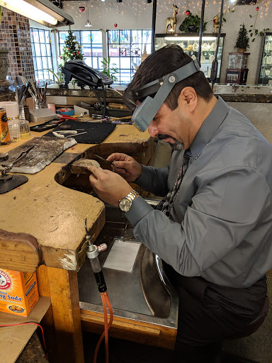 Ybarra Brothers Jewelers, 3120 N Tracy Blvd # E, Tracy, CA 95376, USA, 