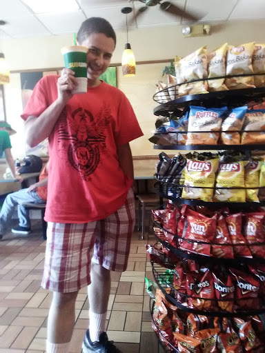 Restaurant «SUBWAY®Restaurants», reviews and photos, 125 Copper Creek Dr, Powderly, KY 42367, USA