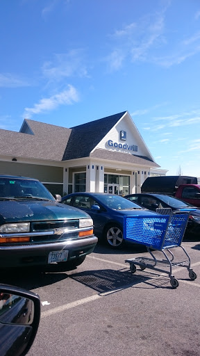 Thrift Store «Goodwill Store & Donation Center», reviews and photos, 450 High St, Somersworth, NH 03878, USA