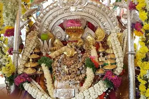 Shri Jenukallu Siddeshwara Swamy Gudi Betta image