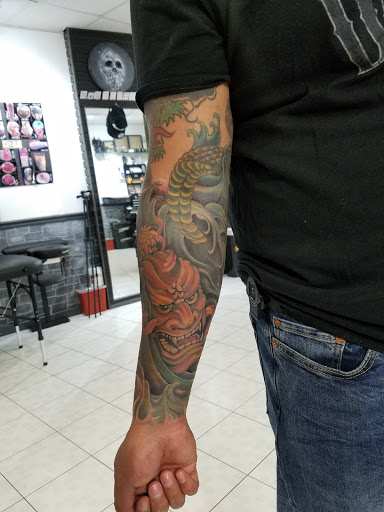 Tattoo Shop «Anarchy Tattoo Studios, Inc.», reviews and photos, 3000 Middletown Rd, Bronx, NY 10461, USA