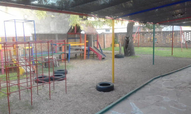 Opiniones de Jardin de Infantes Gurisitos ( Colon - Lezica ) en La Paz - Escuela
