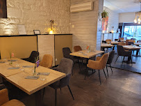 Atmosphère du Restaurant français L'ardoisine à Fontenay-le-Comte - n°1