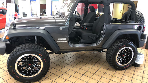 Auto Repair Shop «Dave Sinclair Chrysler Dodge Jeep Ram», reviews and photos, 2326 W Osage St, Pacific, MO 63069, USA